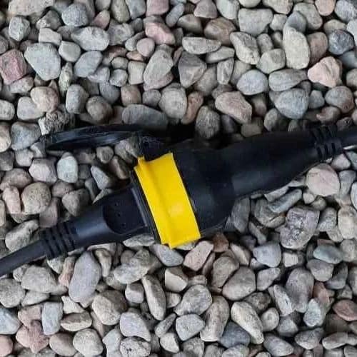 IEC 커넥터