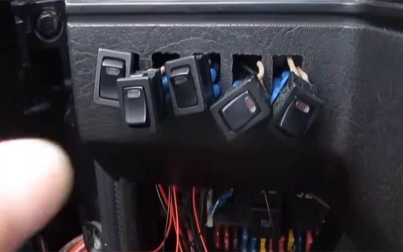How to Install Rocker Switch in Dash WEUP