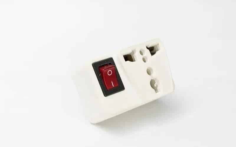 Understanding the Voltage Rating of Rocker Switches WEUP